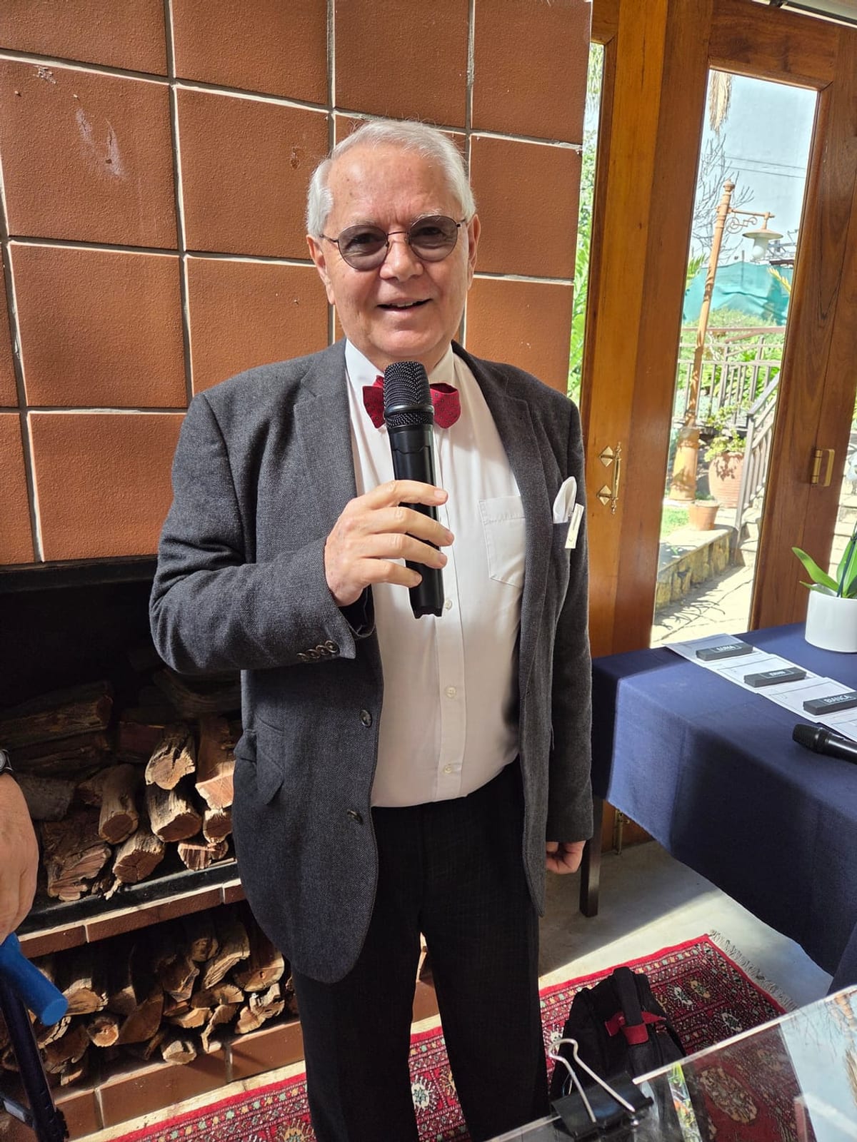 Prof. Jannie Rossouw by die Prestige-funksie van die Noordelike Helpmekaar-studiefonds